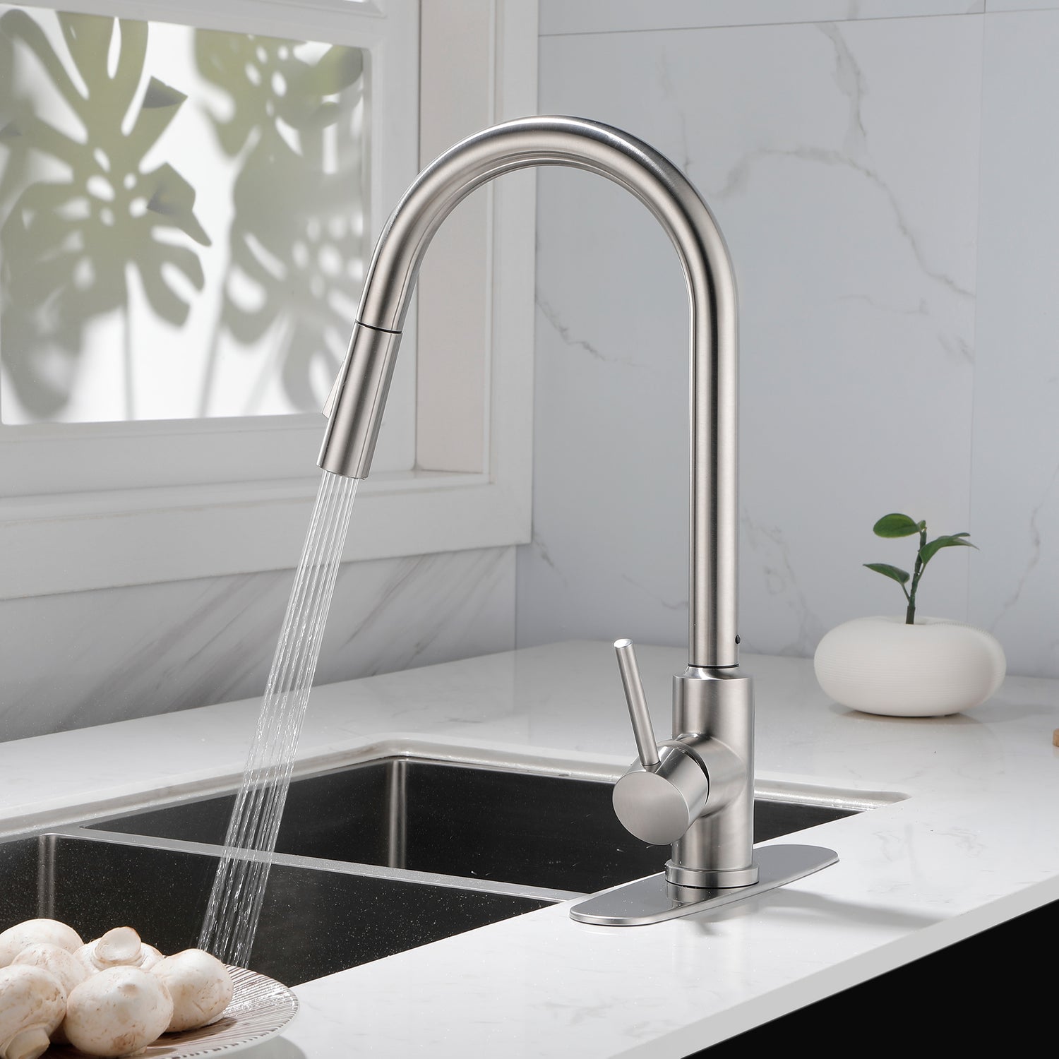 Stainless Steel Kitchen Sink Faucet with Pull-Down Sprayer